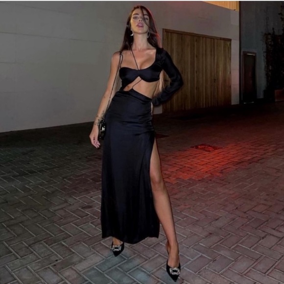 ZARA WOMAN NWT BLACK CUT OUT MIDI DRESS SIZE LARGE - Picture 5 of 13